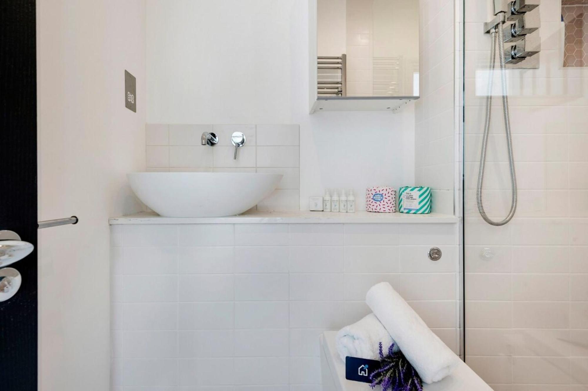 Modern And Bright Highgate Gem Apartamento